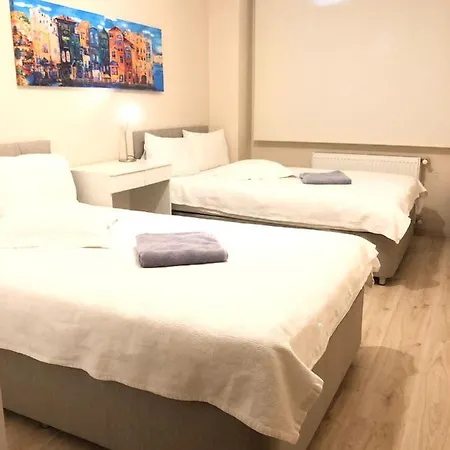 Central Location Near Kanyon/ozdilek & Metro Apartament Stambuł